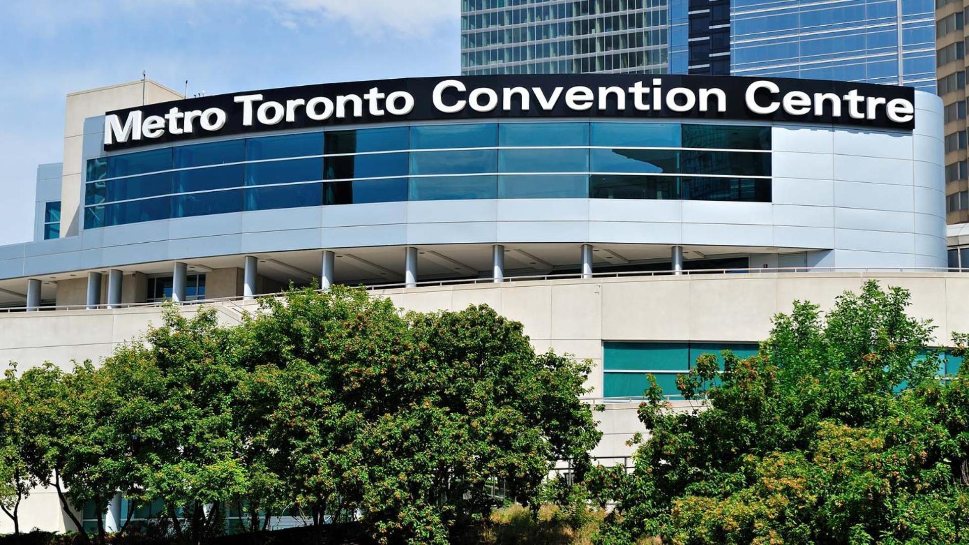 3 Bedroom Beside Cn Tower With Parking Downtown トロント エクステリア 写真